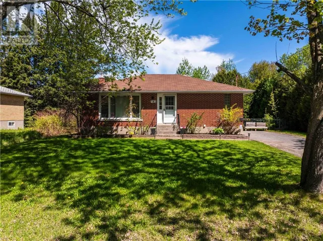 782 Robinson Drive, Sudbury, Ontario P3E2J3