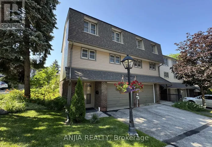 7 PURPLE SAGEWAY, Toronto (Hillcrest Village), Ontario M2H2Z6