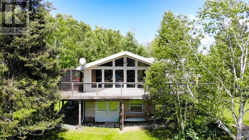 3 MAGNET ROAD, Magnetawan (Ahmic Harbour), Ontario P0A1P0