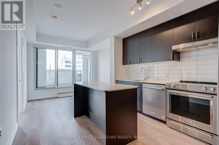 229 - 9000 JANE STREET, Vaughan (Concord), Ontario L4K0M6