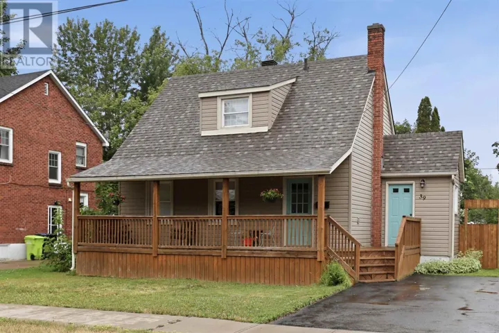 39 Coulson DR, Sault Ste. Marie, Ontario P6A3X4