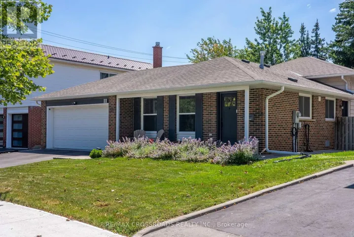 23 CHALDEAN STREET, Toronto (L'Amoreaux), Ontario M1W2B6