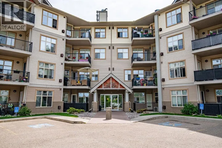 324, 100 Lakeway Boulevard, Sylvan Lake, Alberta T4S0A4