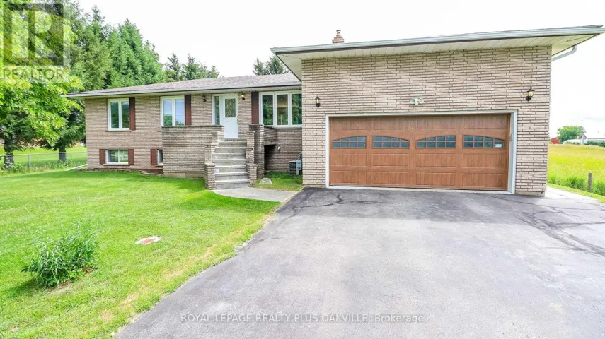 52 DENNEY ROAD, Essa (Baxter), Ontario L0L1N0
