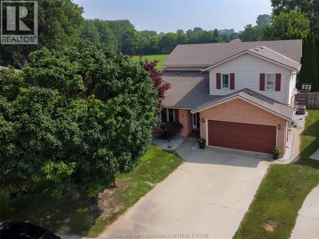 90 NORTHERN PINE PLACE, Chatham, Ontario N7L5K2