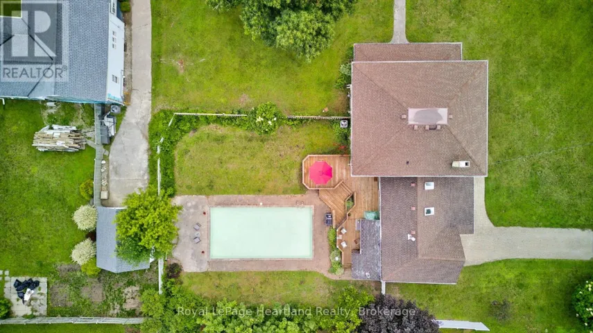 780