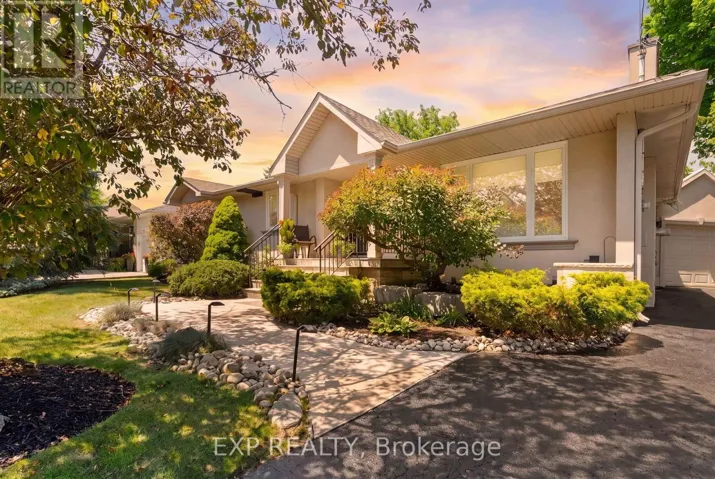 20 MALAREN ROAD, Vaughan (Maple), Ontario L6A1E5