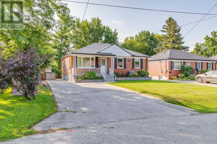 580 EXBURY CRESCENT, Mississauga (Mineola), Ontario L5G2P4