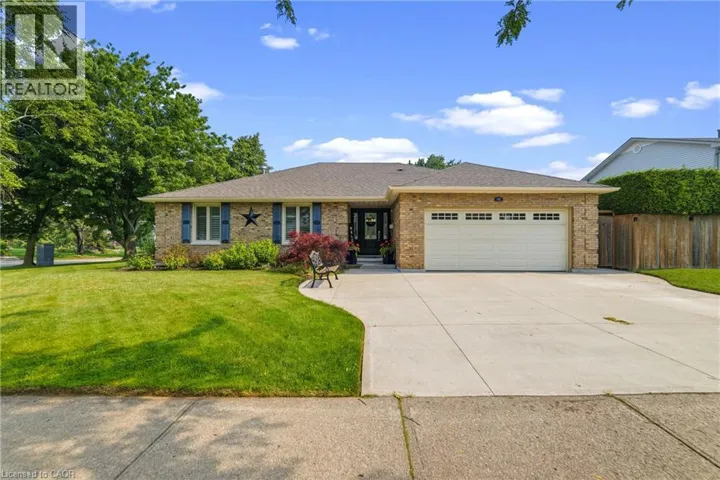 1 BANBURRY Crescent, Grimsby, Ontario L3M4R8