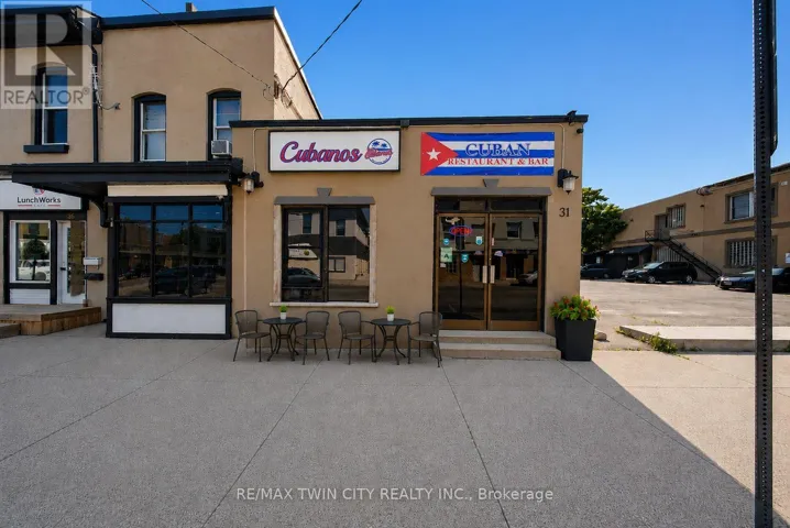 31 KING STREET, Brantford, Ontario N3T3C4