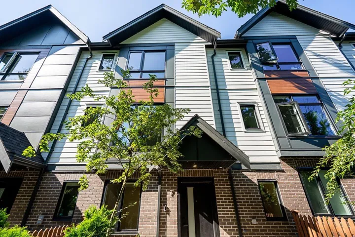 7 1959 165A STREET, Surrey, British Columbia V3Z1K3