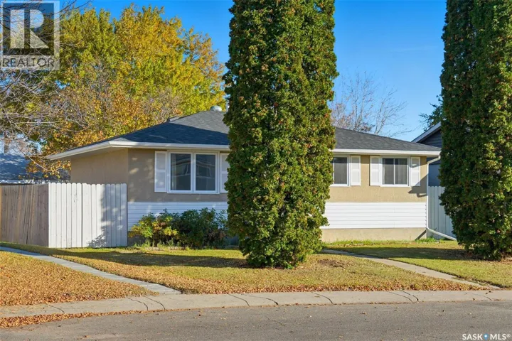 10 Dominion CRESCENT, Saskatoon, Saskatchewan S7L4N7