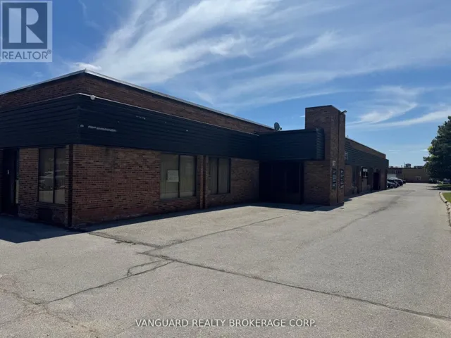 20 - 877 ALNESS STREET, Toronto (York University Heights), Ontario M3J2X4