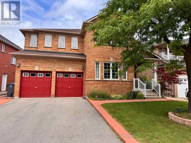 6 NINA PLACE, Brampton (Fletcher's Meadow), Ontario L7A2E4