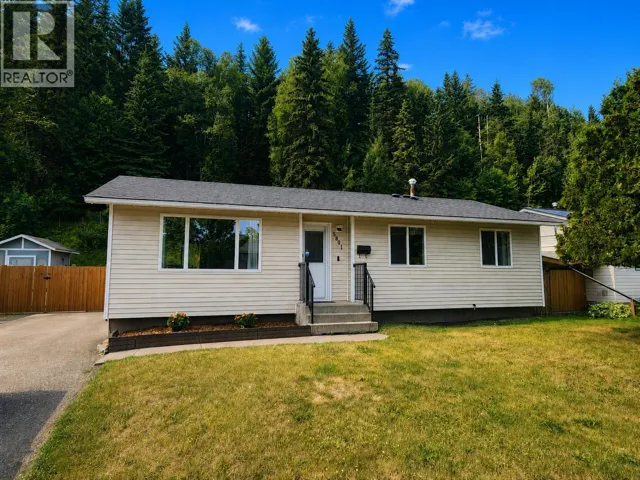 5801 BROCK DRIVE, Prince George, British Columbia V2N2E3