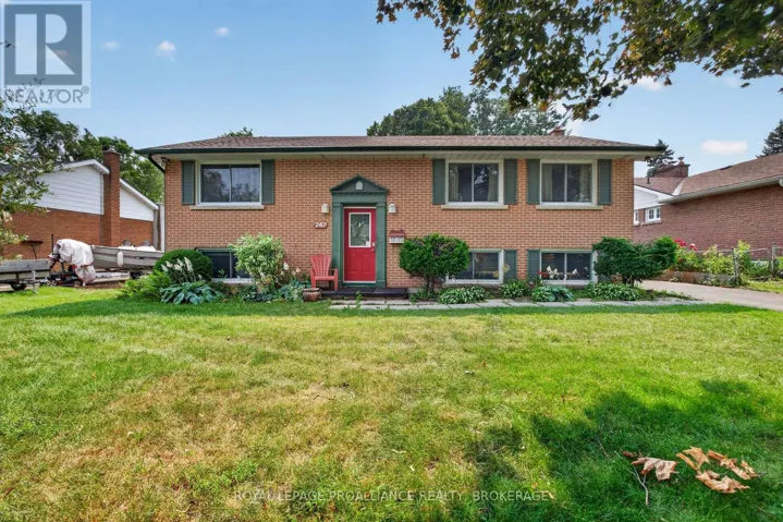 247 CHELSEA ROAD, Kingston (City SouthWest), Ontario K7M3Z3