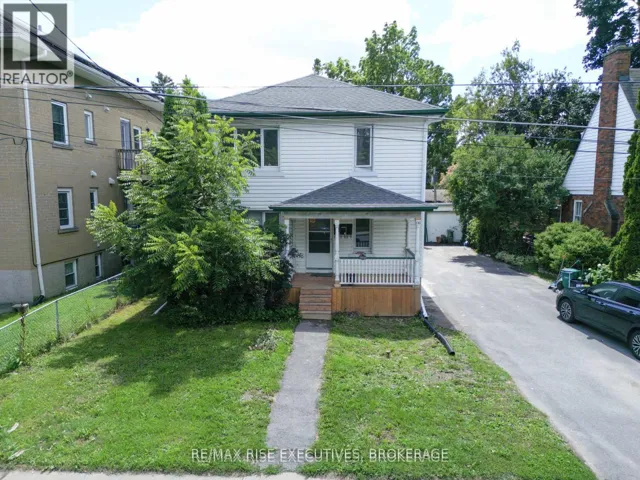 3 - 130 CARRUTHERS AVENUE, Kingston (Central City East), Ontario K7L1M7