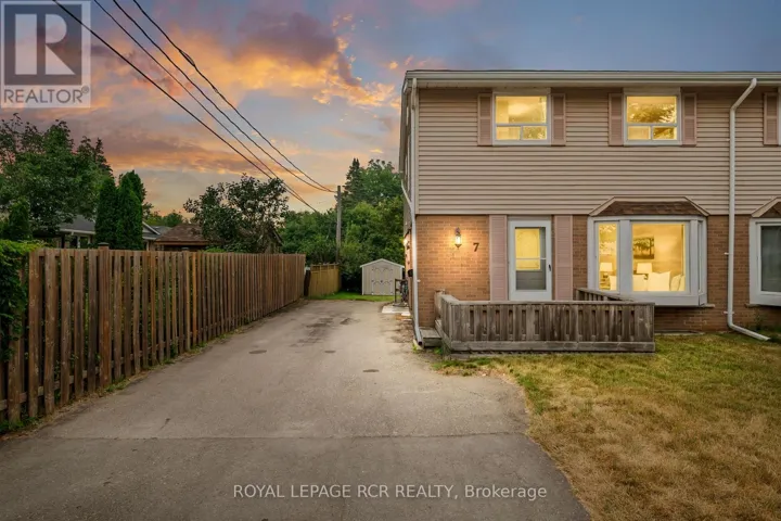 7 CARDWELL STREET, Orangeville, Ontario L9W2V5