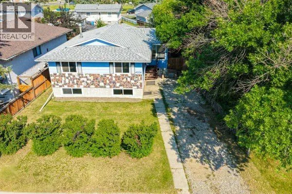 4004 79 Street NW, Calgary, Alberta t3b2n8