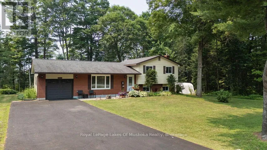950 MUSKOKA #3 ROAD N, Huntsville (Chaffey), Ontario P1H1E2