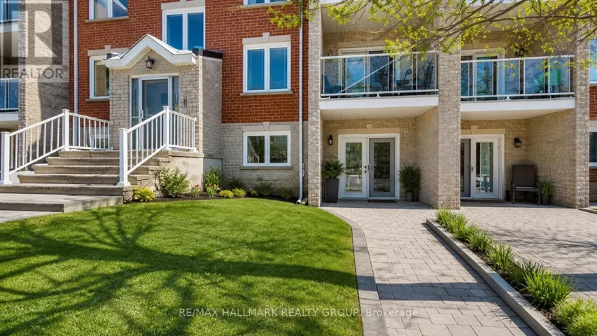 1102 - 237 OAK STREET W, Gananoque, Ontario K7G2R5