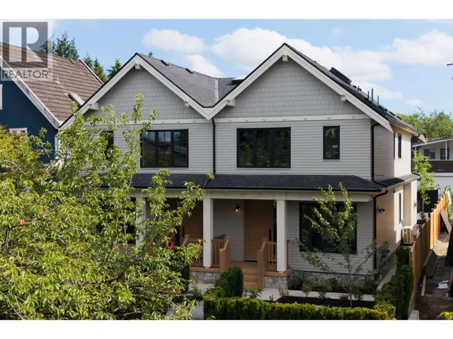 2 242 E 20TH AVENUE, Vancouver, British Columbia V5V1M1