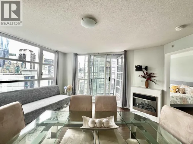 1102 1199 SEYMOUR STREET, Vancouver, British Columbia V6B1K3
