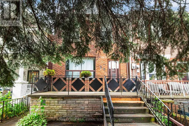 56 ARLINGTON AVENUE, Toronto (Wychwood), Ontario M6G3K8