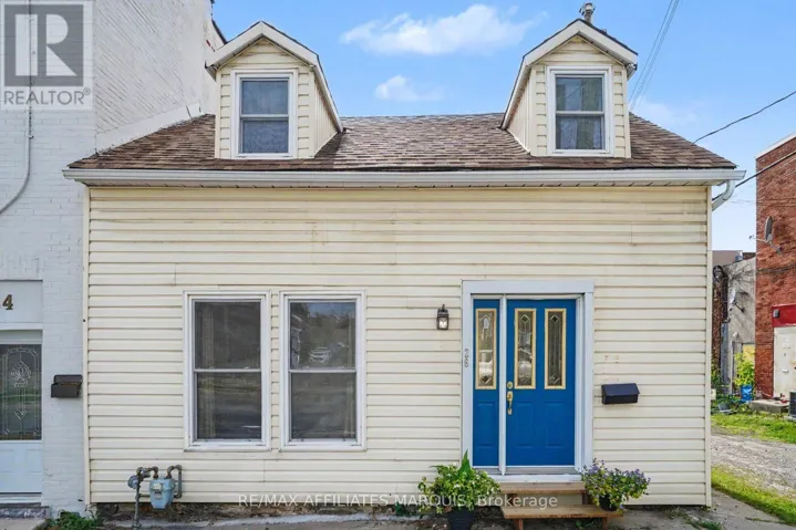 26 MARKET STREET N, Smiths Falls, Ontario K7A2E6