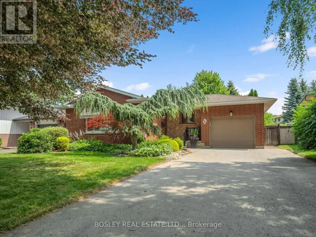 6 SAMUEL COURT, St. Catharines (Lakeshore), Ontario L2M6M2