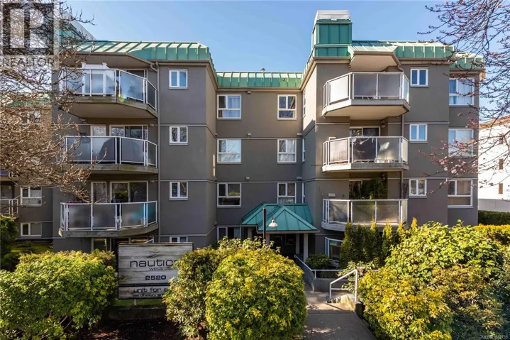105 2520 Wark St, Victoria, British Columbia V8T5G6