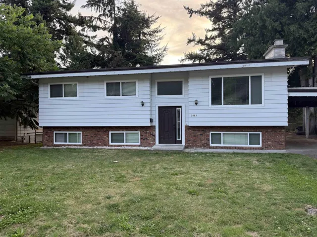 2083 LYNDEN STREET, Abbotsford, British Columbia V2T3B6
