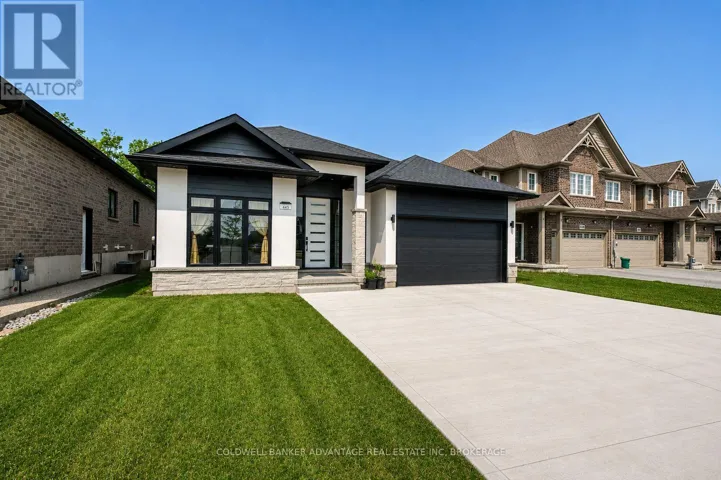 445 JULIA DRIVE, Welland (Coyle Creek), Ontario L3C0E7