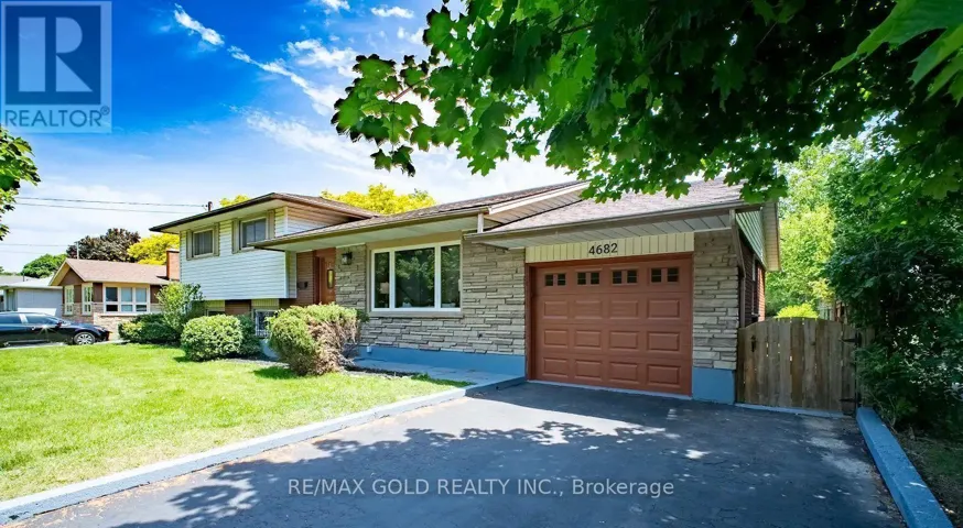 4682 PINEDALE DRIVE, Niagara Falls (Morrison), Ontario L2E6M8