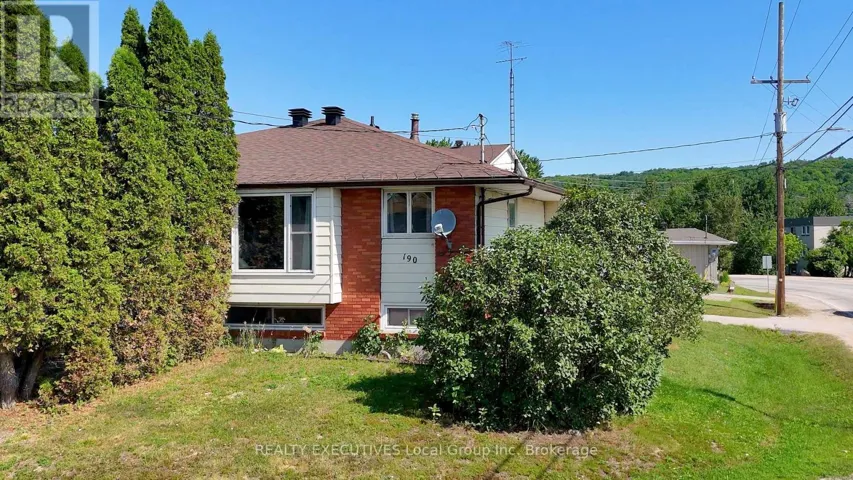190 WICKSTEAD AVENUE, North Bay (Birchaven), Ontario P1A3G5