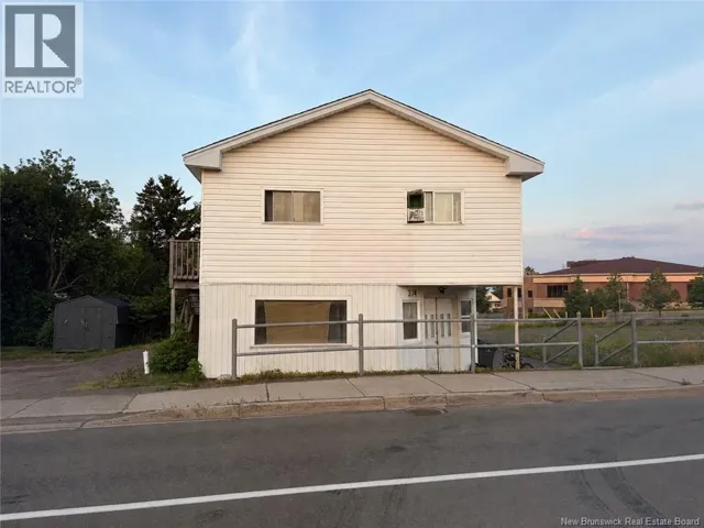 374 Acadie, Dieppe, New Brunswick E1A1H1
