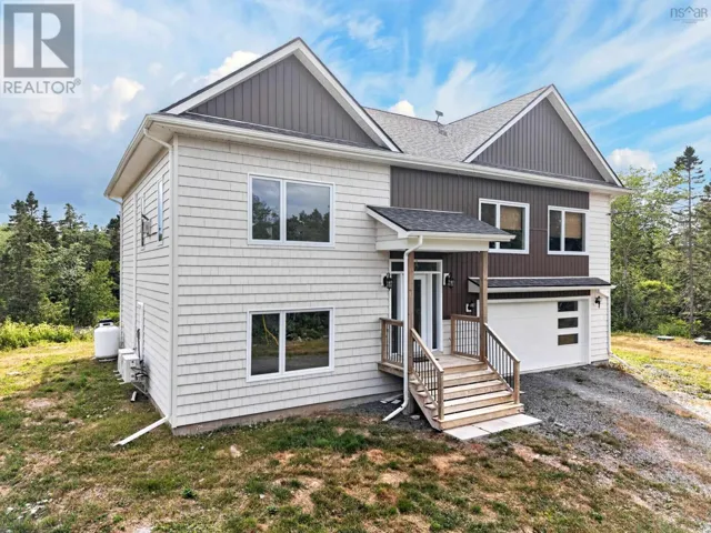 819 Bissett Road, Cole Harbour, Nova Scotia B2V2T8