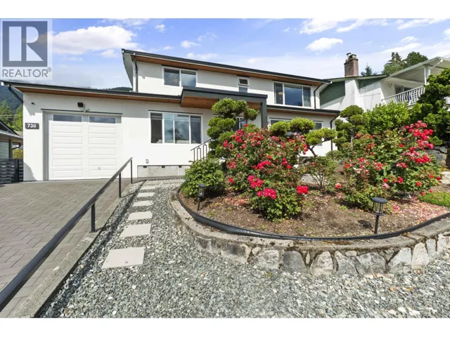 738 SYLVAN AVENUE, North Vancouver, British Columbia V7R2G1
