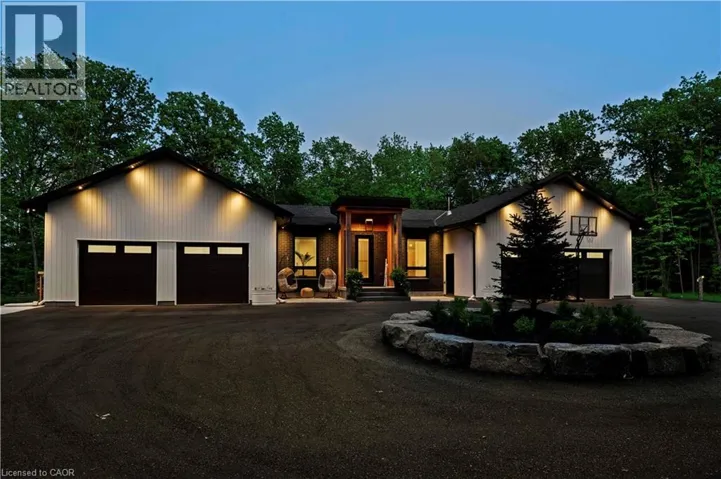 295 ALLEN Road, Grimsby, Ontario L3M4E7