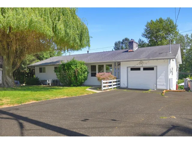 34828 BRIENT STREET, Mission, British Columbia V2V6R8