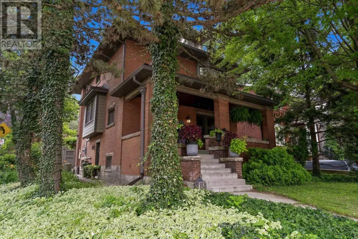 61 MOUNTAIN AVENUE, Hamilton (Kirkendall), Ontario L8P4G3