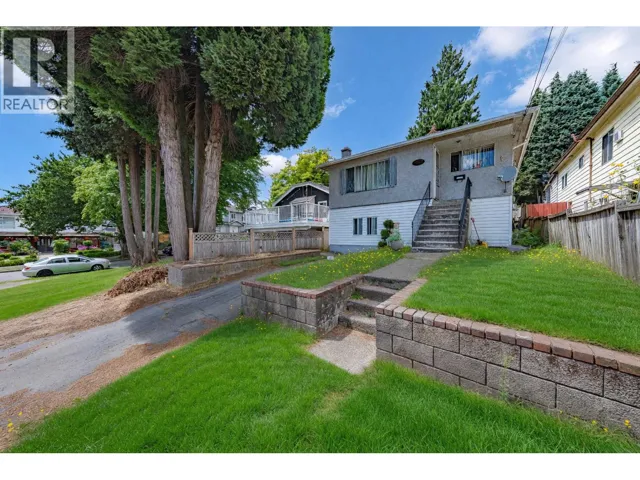 4987 HOY STREET, Vancouver, British Columbia V5R4N6