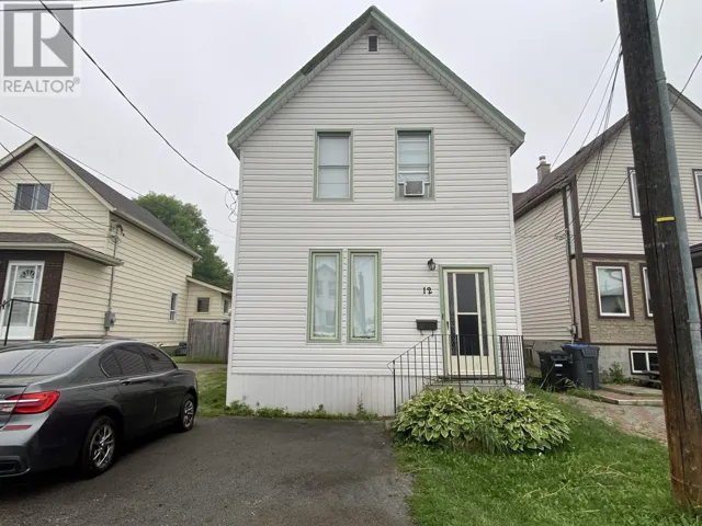 12 Machar AVE, Thunder Bay, Ontario P7B2Y3