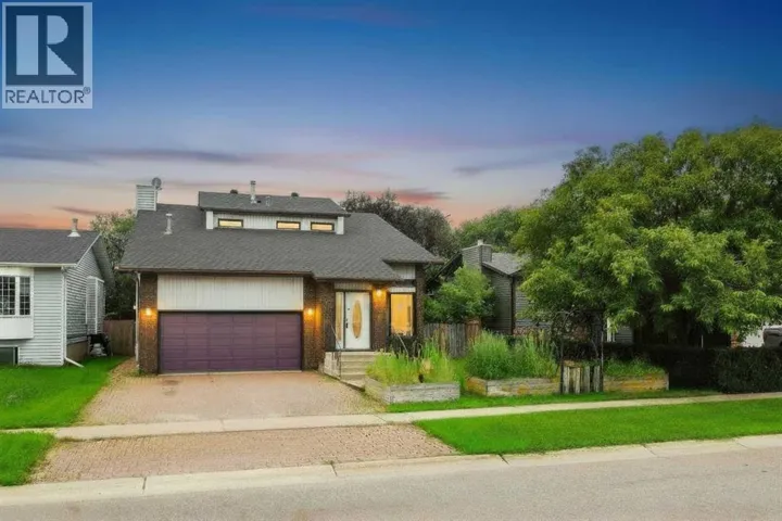 245 Bacon Place, Fort McMurray, Alberta T9K1Z8
