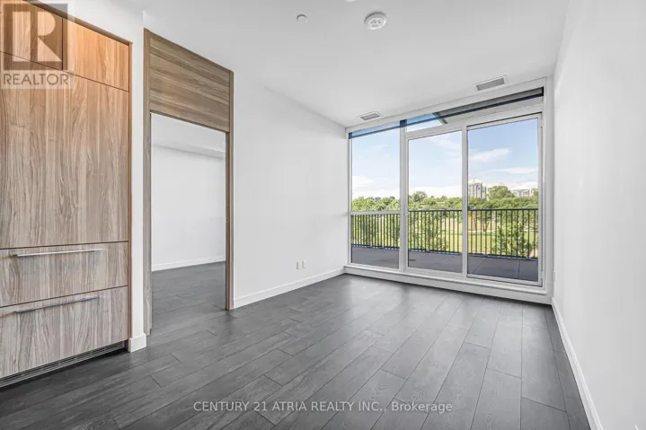 18 ESTHER SHINER BOULEVARD, Toronto (Bayview Village), Ontario M2K0J7
