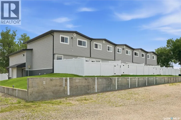6 1292 Gordon ROAD, Moose Jaw, Saskatchewan S6H3E5