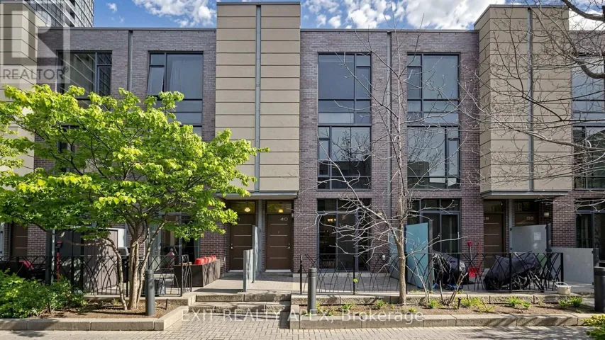 40 - 23 VALHALLA INN ROAD, Toronto (Islington-City Centre West), Ontario M9B0B3