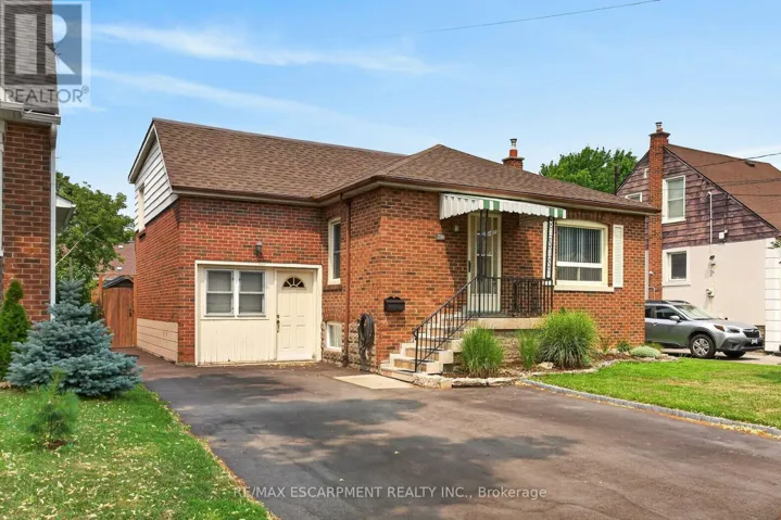 206 EAST 13TH STREET, Hamilton (Inch Park), Ontario L9A3Z7