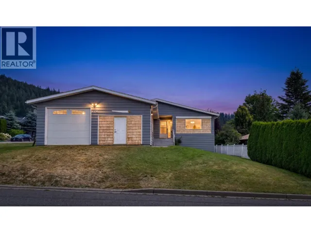 614 16th Avenue N, Creston, British Columbia V0B1G5