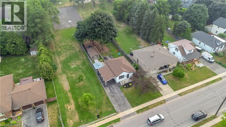 76 WOOD Street, Brantford, Ontario N3R2L2